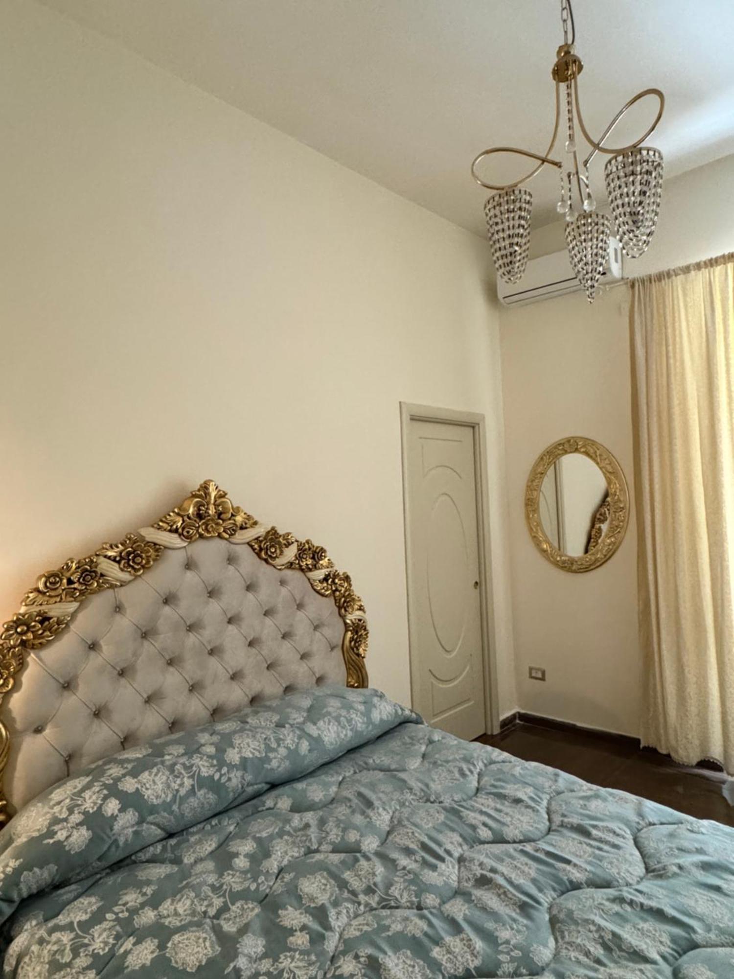 Beb Mariafrancesca Bed & Breakfast Napoli Dış mekan fotoğraf