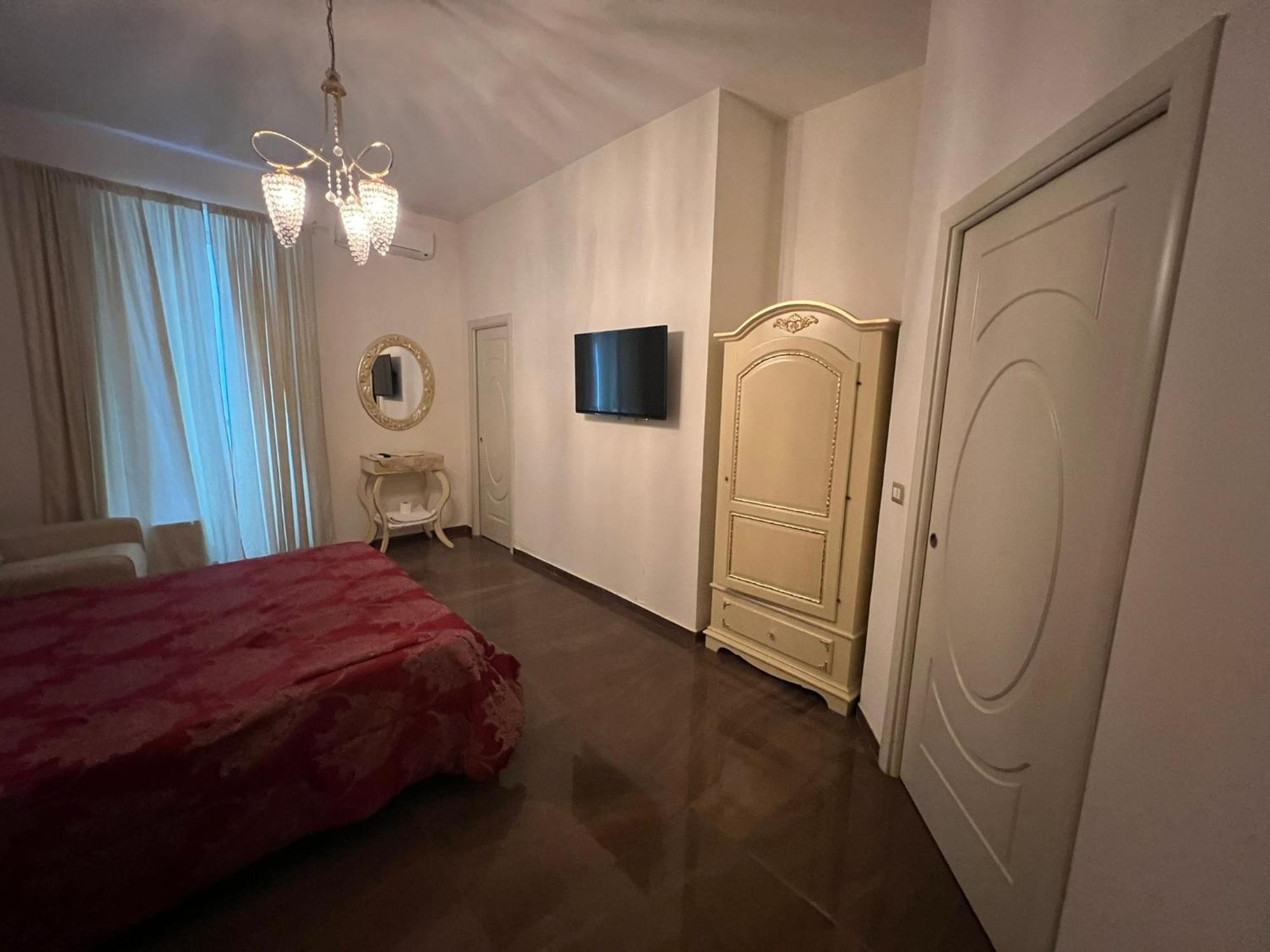 Beb Mariafrancesca Bed & Breakfast Napoli Dış mekan fotoğraf