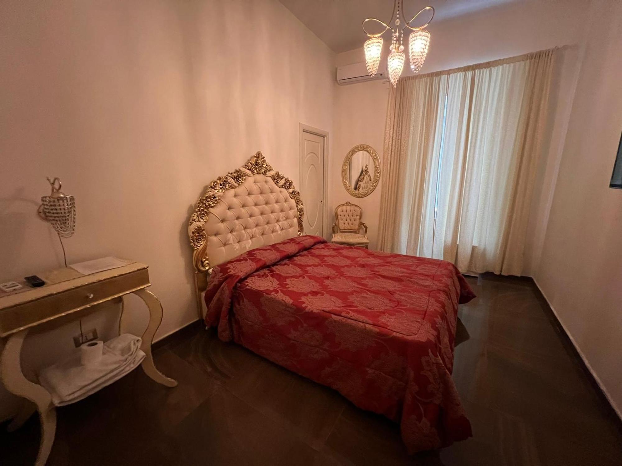 Beb Mariafrancesca Bed & Breakfast Napoli Dış mekan fotoğraf